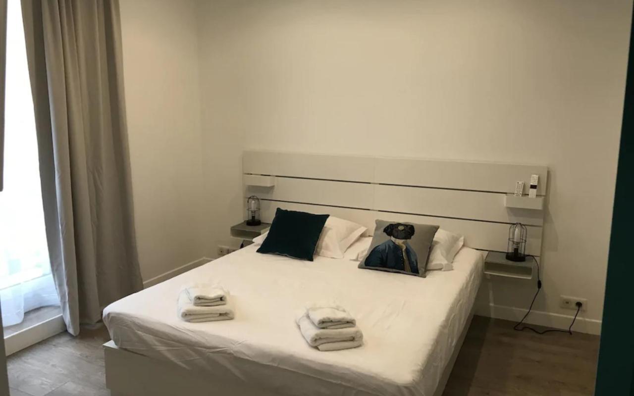 Elégant appartement dans le quartier Concorde à Paris Extérieur photo