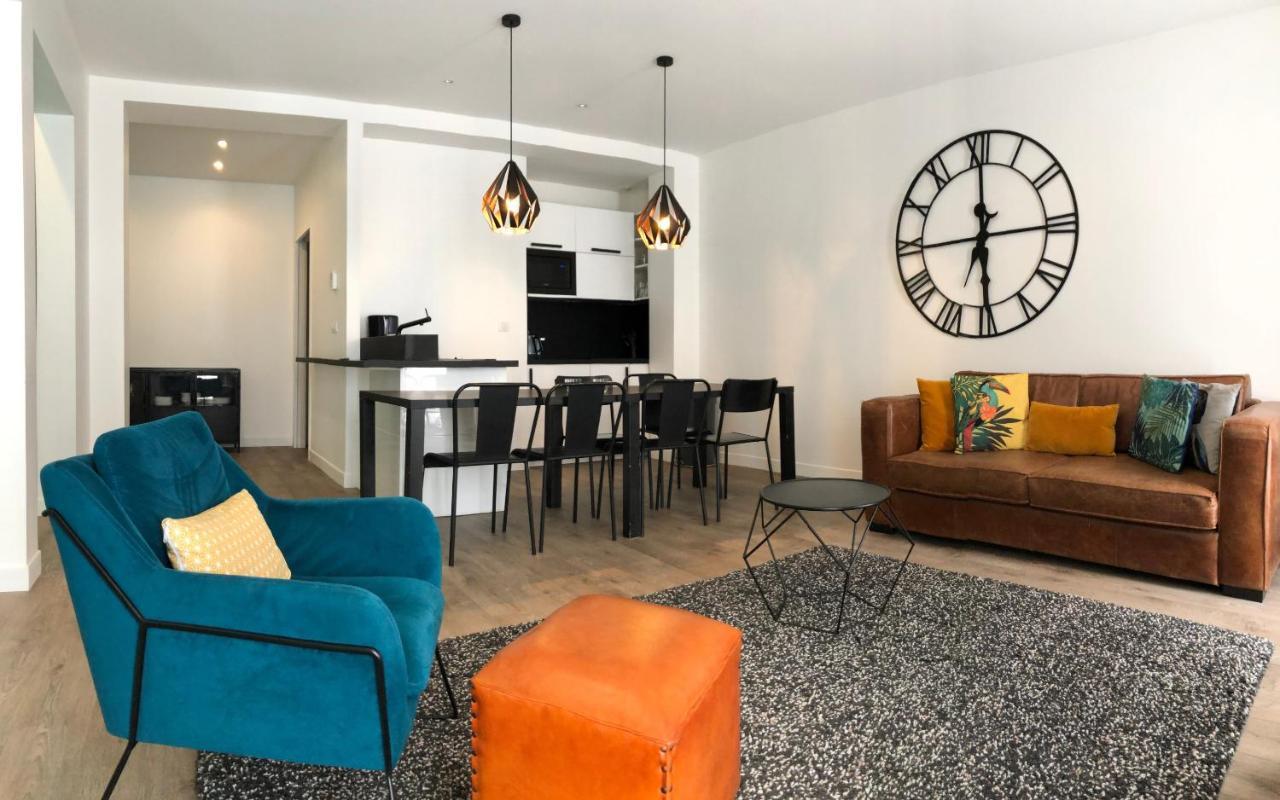 Elégant appartement dans le quartier Concorde à Paris Extérieur photo